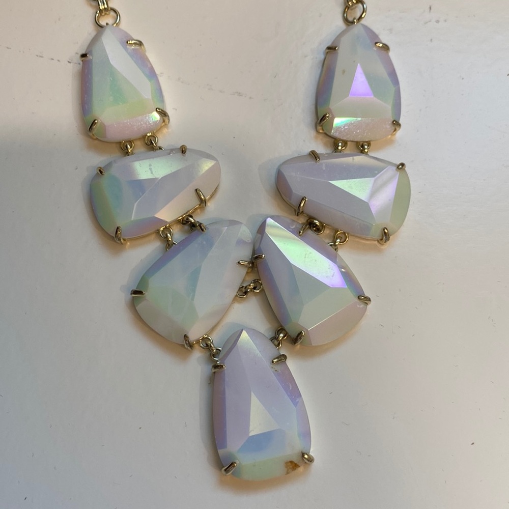 Kendra Scott white necklace